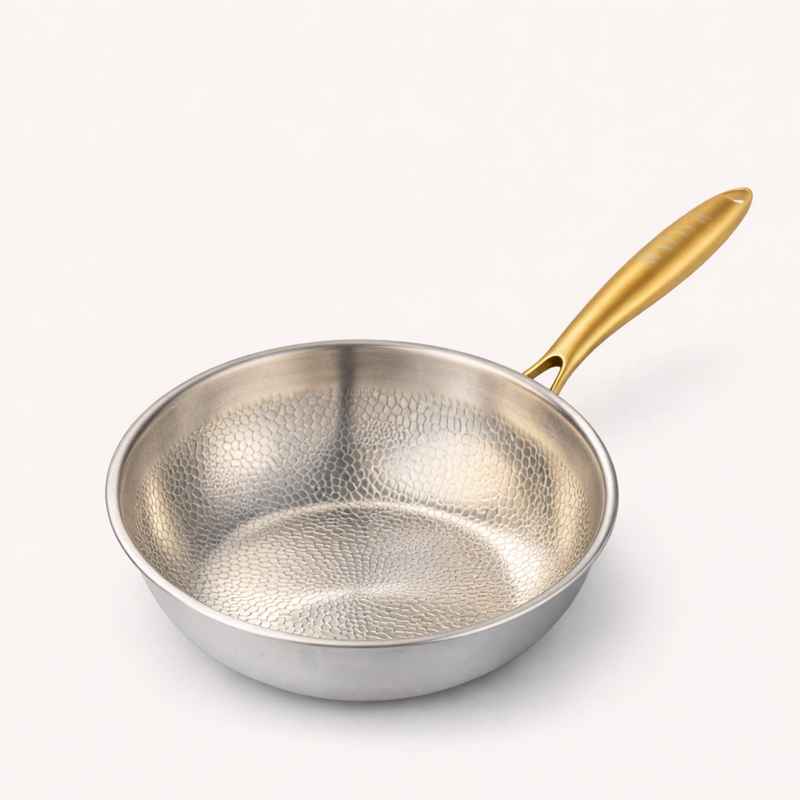 Wok in Titanio Pro — Cucina Modena