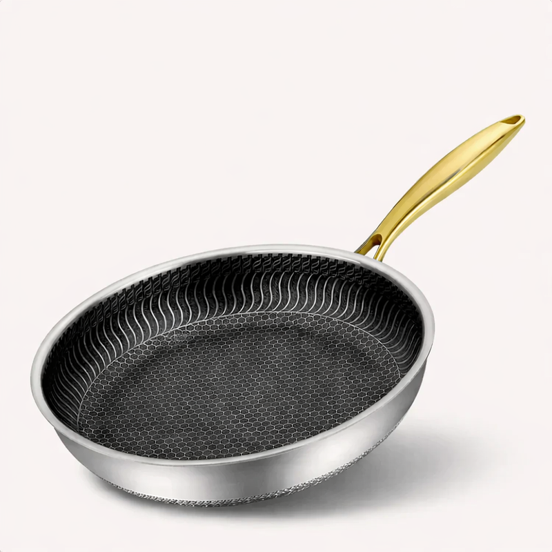 Padella in Titanio Strutturato — Cucina Modena
